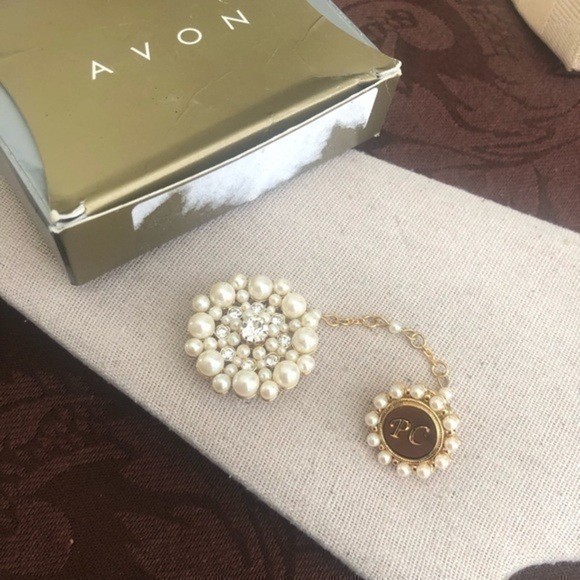 Vintage Avon President Club Brooch - Picture 1 of 4